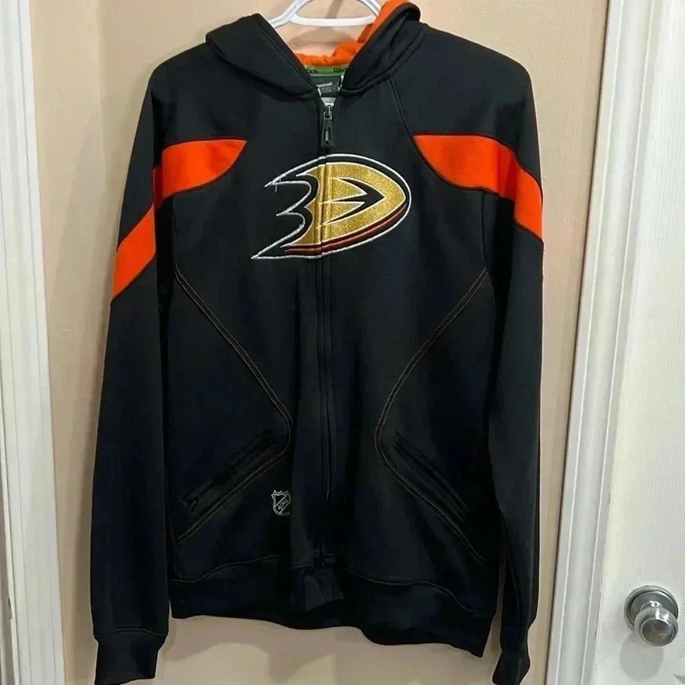(7) Reebok  Ducks hoodie
